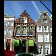 amsterbldg24