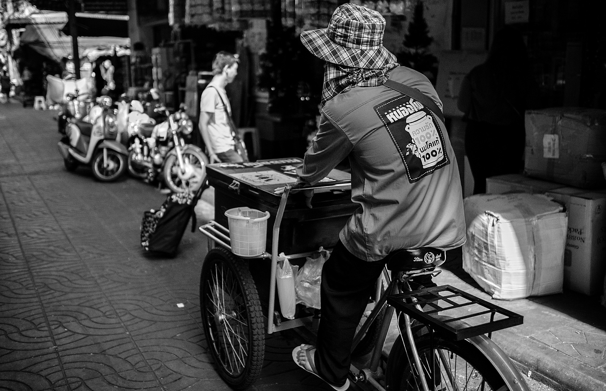 bkk04b