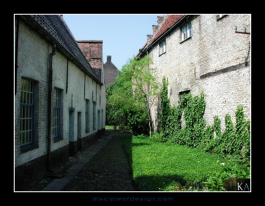 bruggealley01