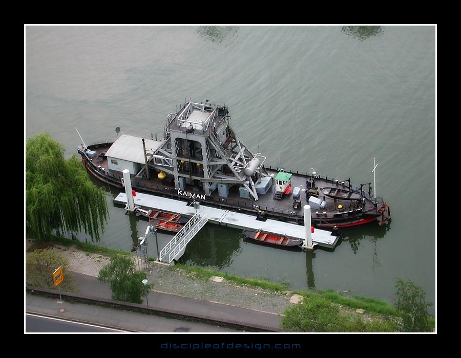 rhineboat01