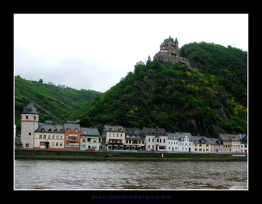 rhinecastle12