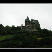 rhinecastle01