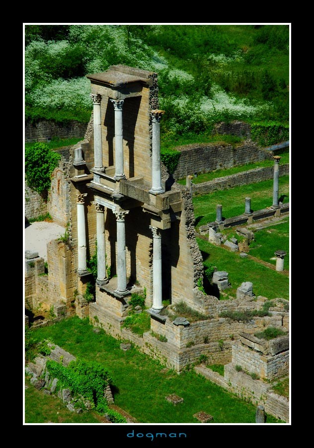 amphitheater03