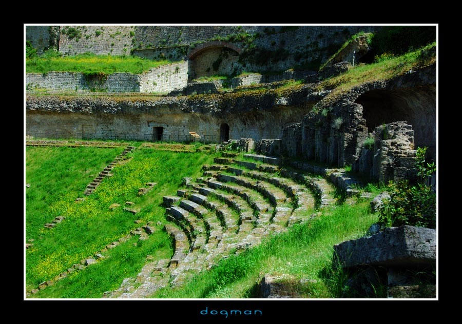 amphitheater07