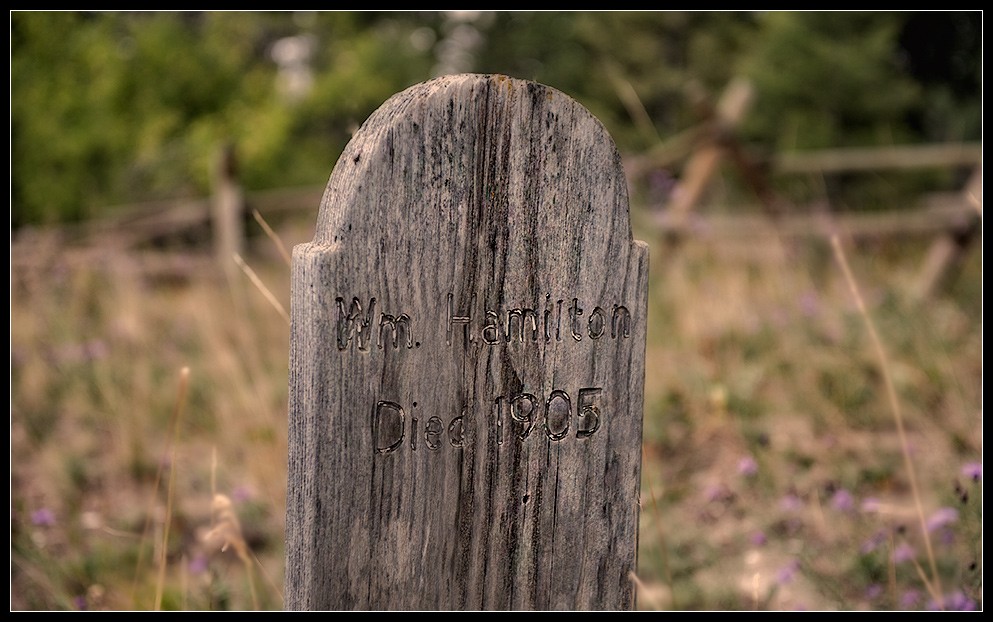 tombstone02